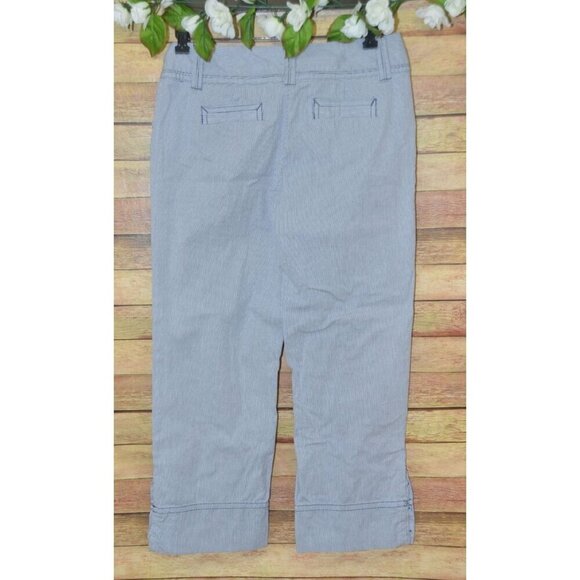 Charter Club Pinstriped Navy Blue & White Capri Crop Pants Size 4 Nautical - Picture 5 of 10